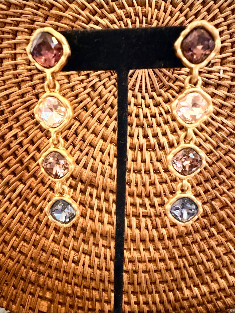 Oscar de la Renta Gold-Tone AMETHYST COMBO ✨CRYSTAL DANGLE EARRINGS✨POST✨ - Picture 12 of 13